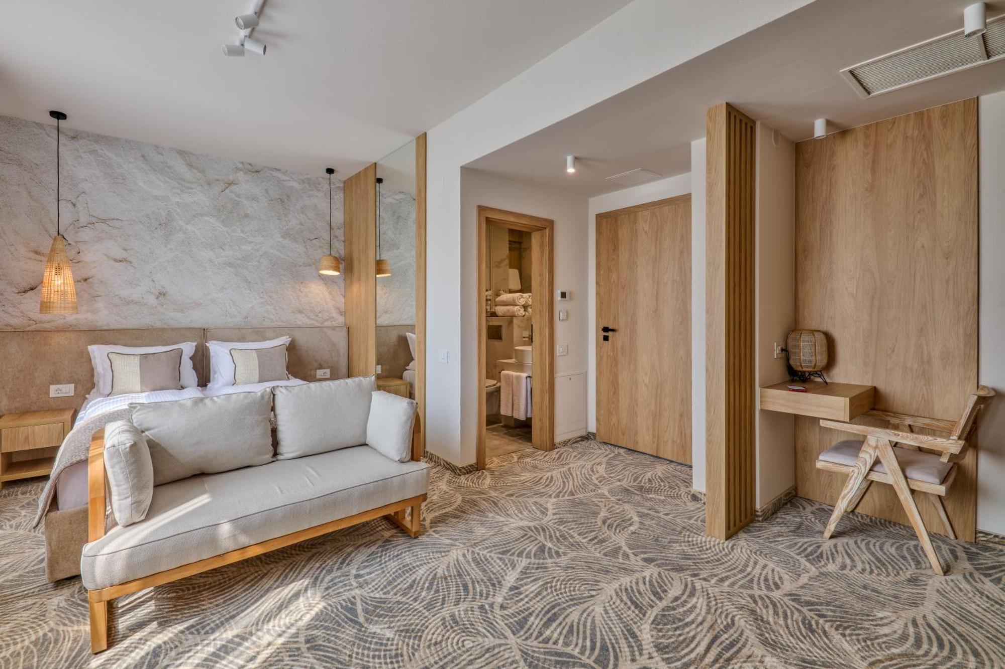 Hotel Serenity Timisoara Ngoại thất bức ảnh