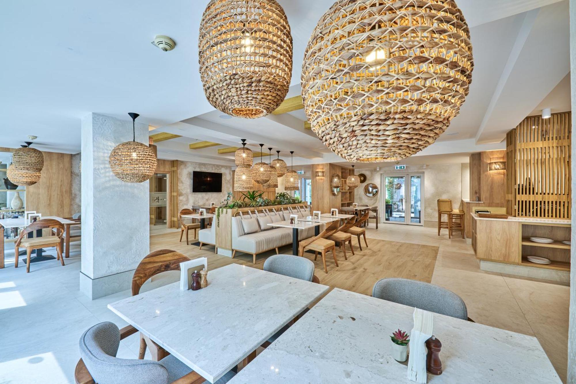 Hotel Serenity Timisoara Ngoại thất bức ảnh