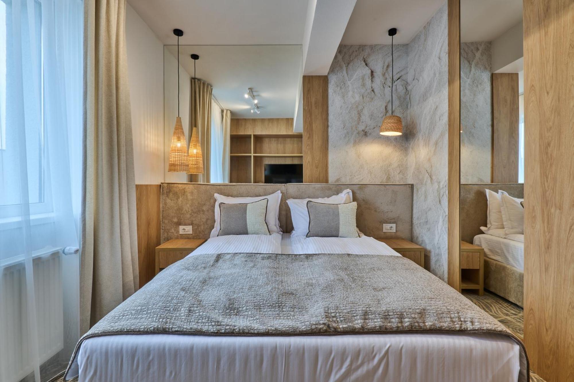 Hotel Serenity Timisoara Ngoại thất bức ảnh