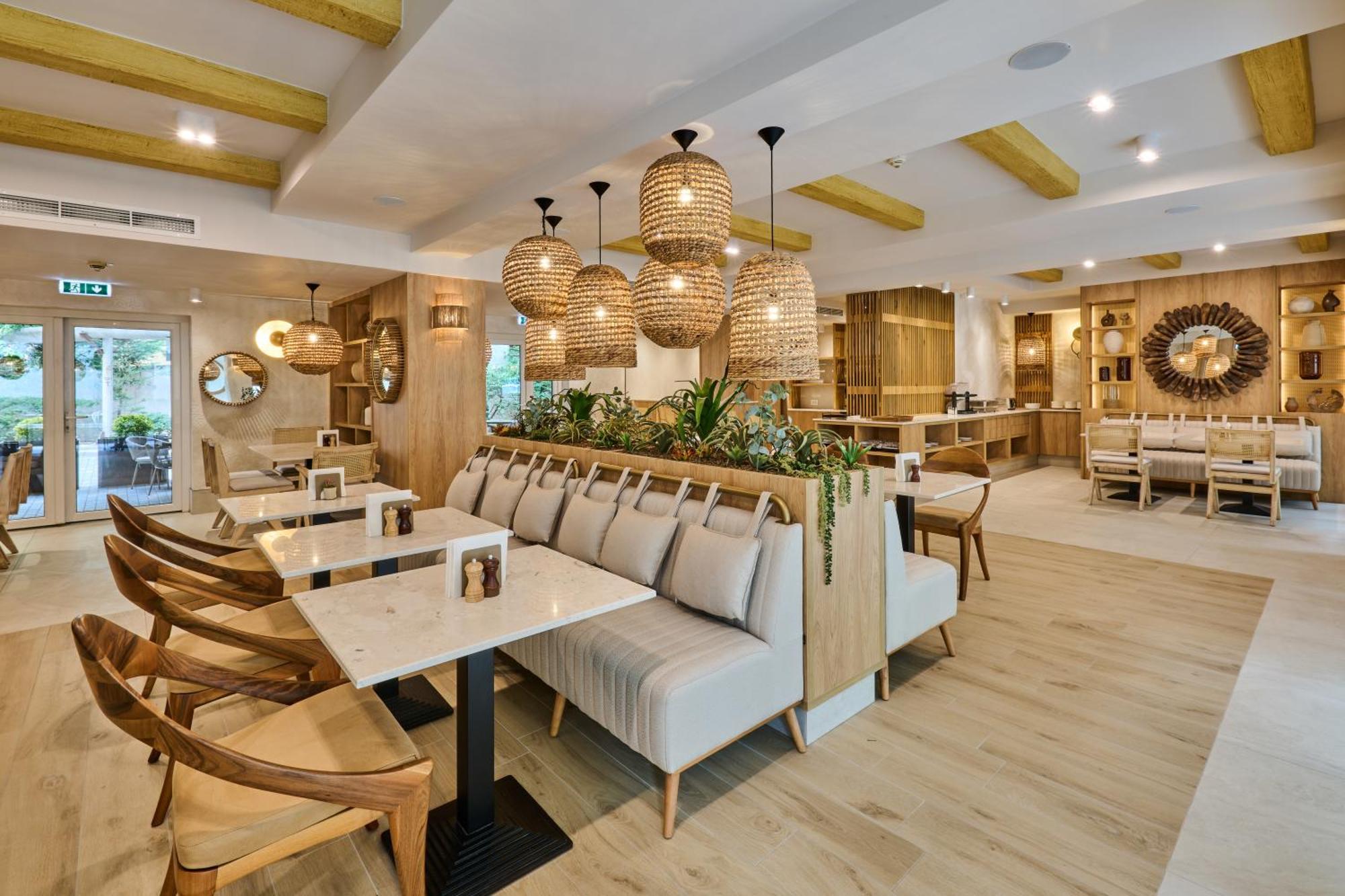 Hotel Serenity Timisoara Ngoại thất bức ảnh
