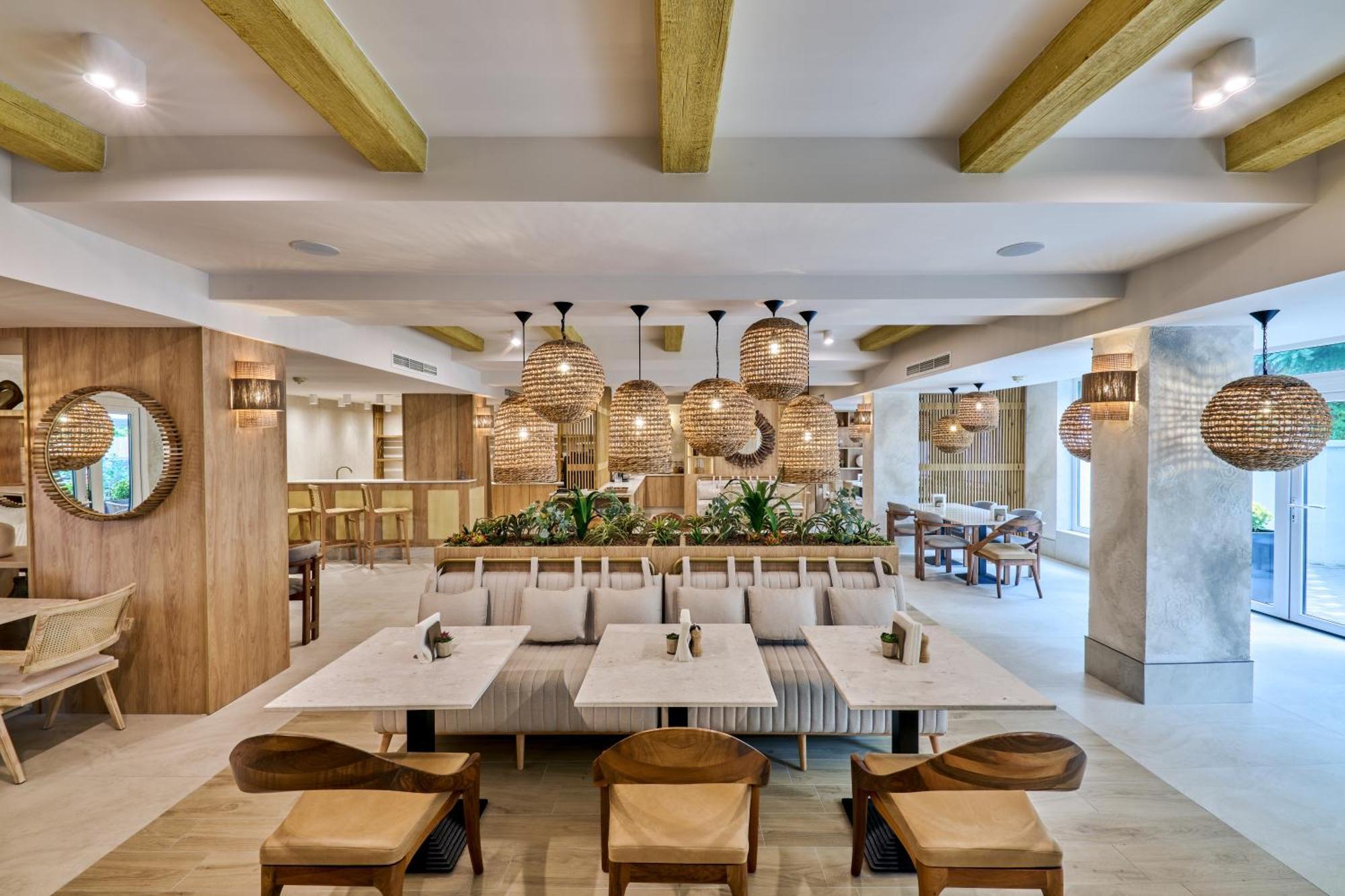 Hotel Serenity Timisoara Ngoại thất bức ảnh