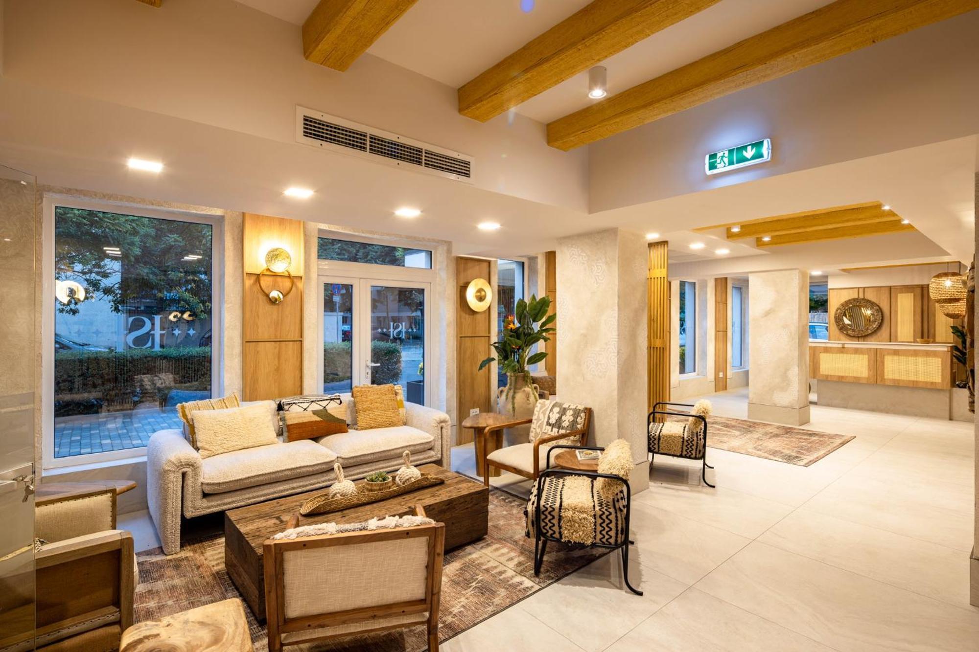 Hotel Serenity Timisoara Ngoại thất bức ảnh