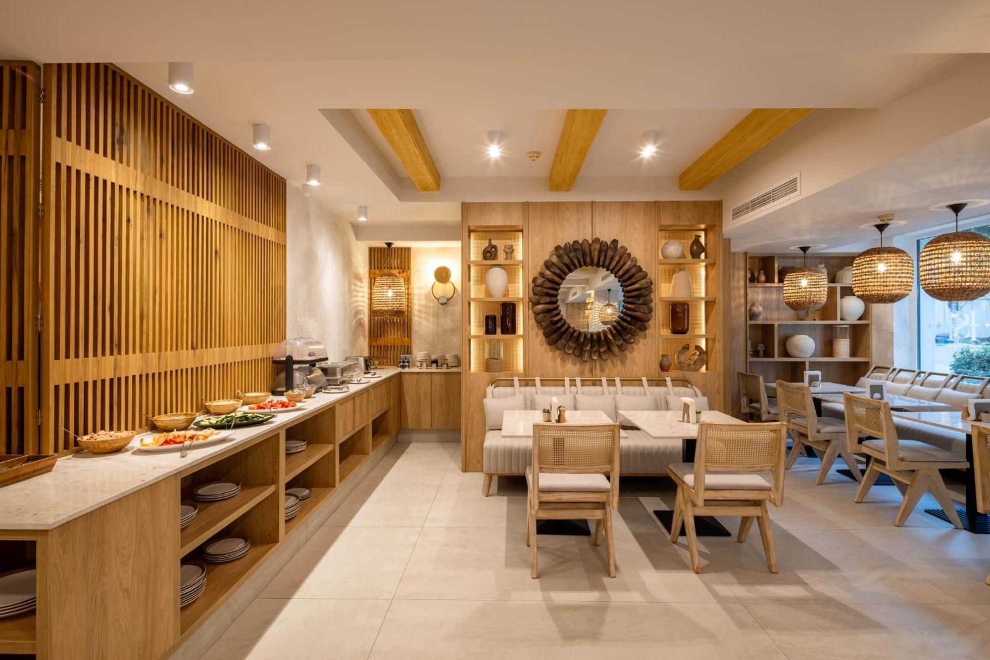 Hotel Serenity Timisoara Ngoại thất bức ảnh